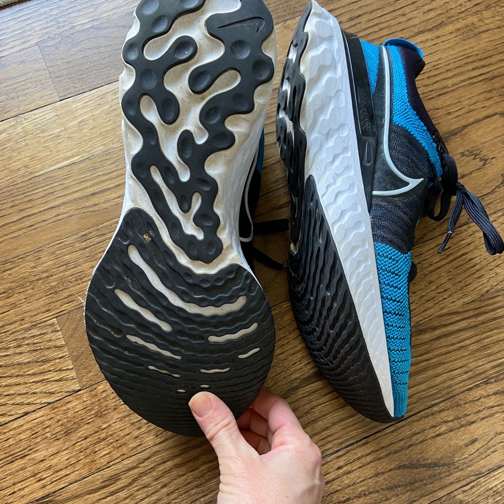 Mens Nike Size 10
